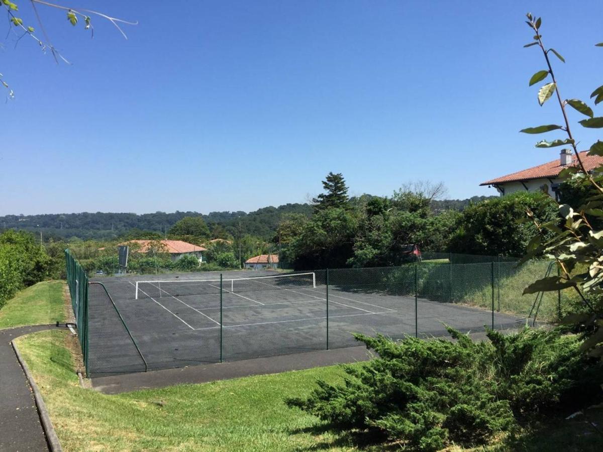 Apercu Mer: Bel Appartement Avec Piscine, Tennis Et Proche Plage - Fr-1-3-450 Bidart Exteriör bild